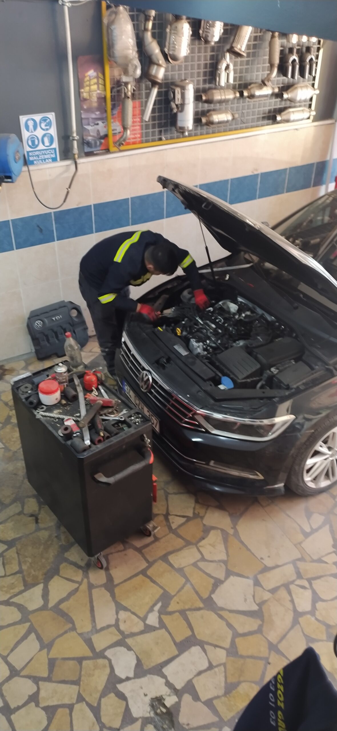 Motor Beyin Servisi, Chip tuning, Egr Temizliği, Arıza Tespiti, Egr İptali, Partikül Filtre Çözümü, Egzoz Çözümleri, DPF EGR arıza çözüm merkezi, Partikül Temizleme, Dizel Partikül filtresi Temizleme, DPF iptali İstanbul
